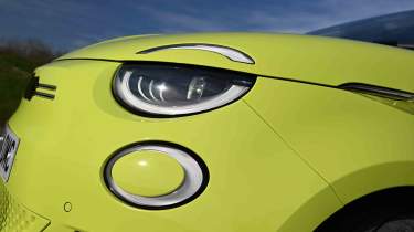 Фара Fiat 500e